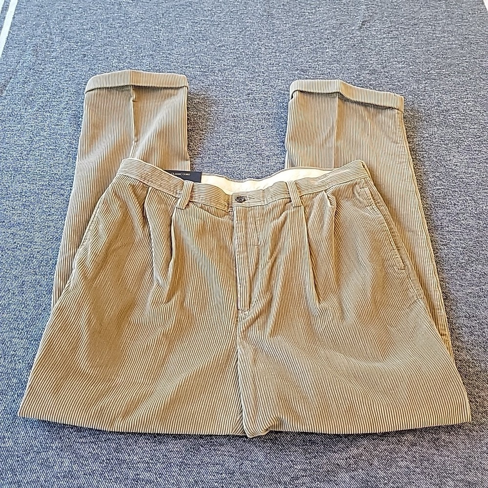 NWT Nautica Corduroy Pants Men's 36x32 Rigger Brown Classic Cord Pleated Cuffed
